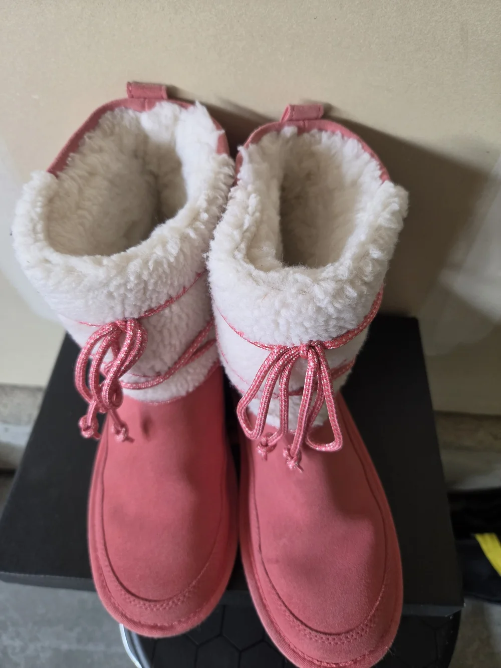 Koolaburra By UGGs Pink Faux-Shearling Lace-Up Kids Boots